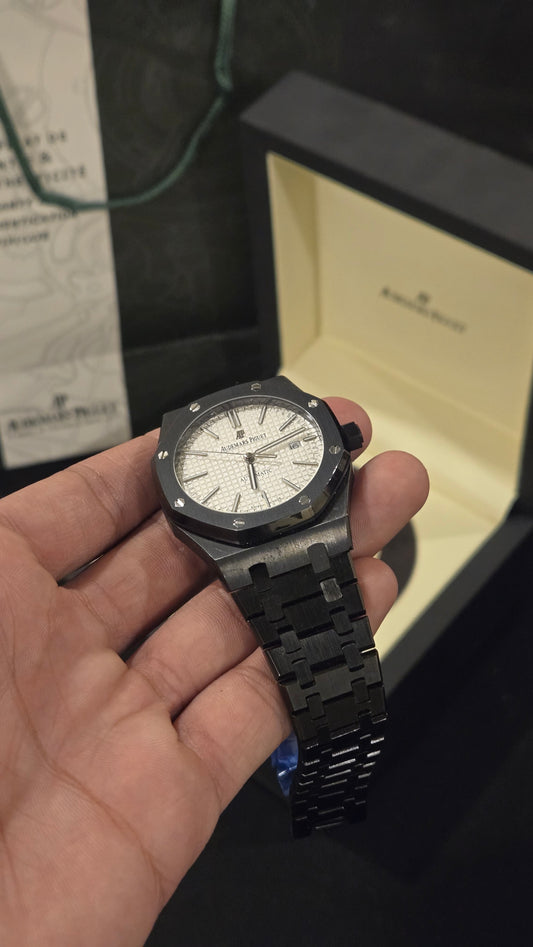AUDEMARS PIGUET - ROYAL OAK BW