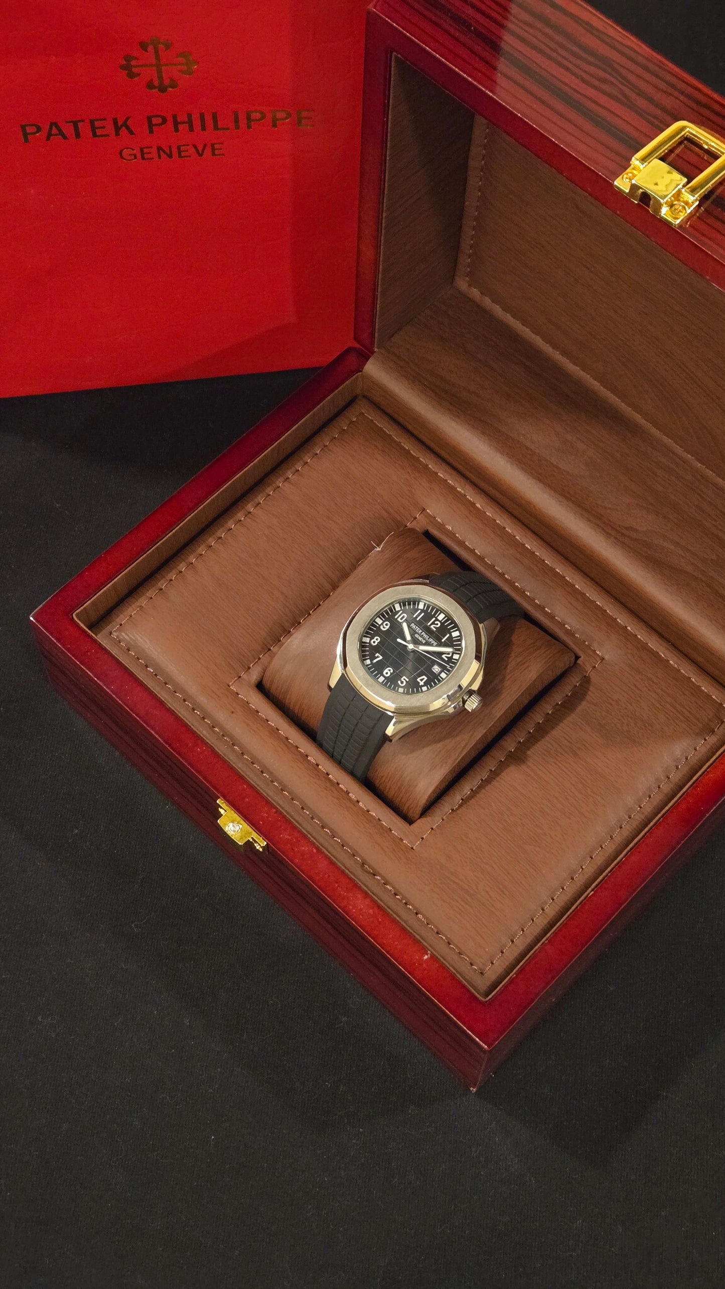 PATEK PHILIPPE -AQUANAUT BL