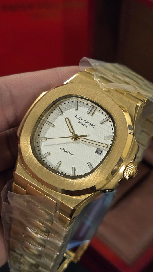 PATEK PHILIPPE - Nautilus GW