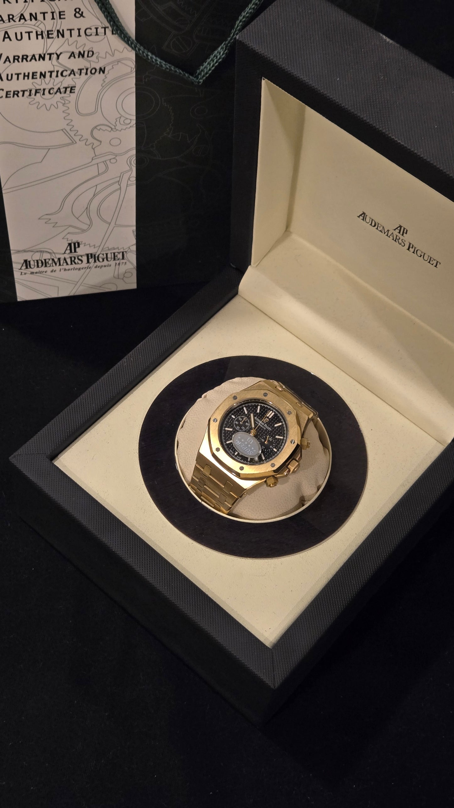 AUDEMARS PIGUET - ROYAL OAK CGB