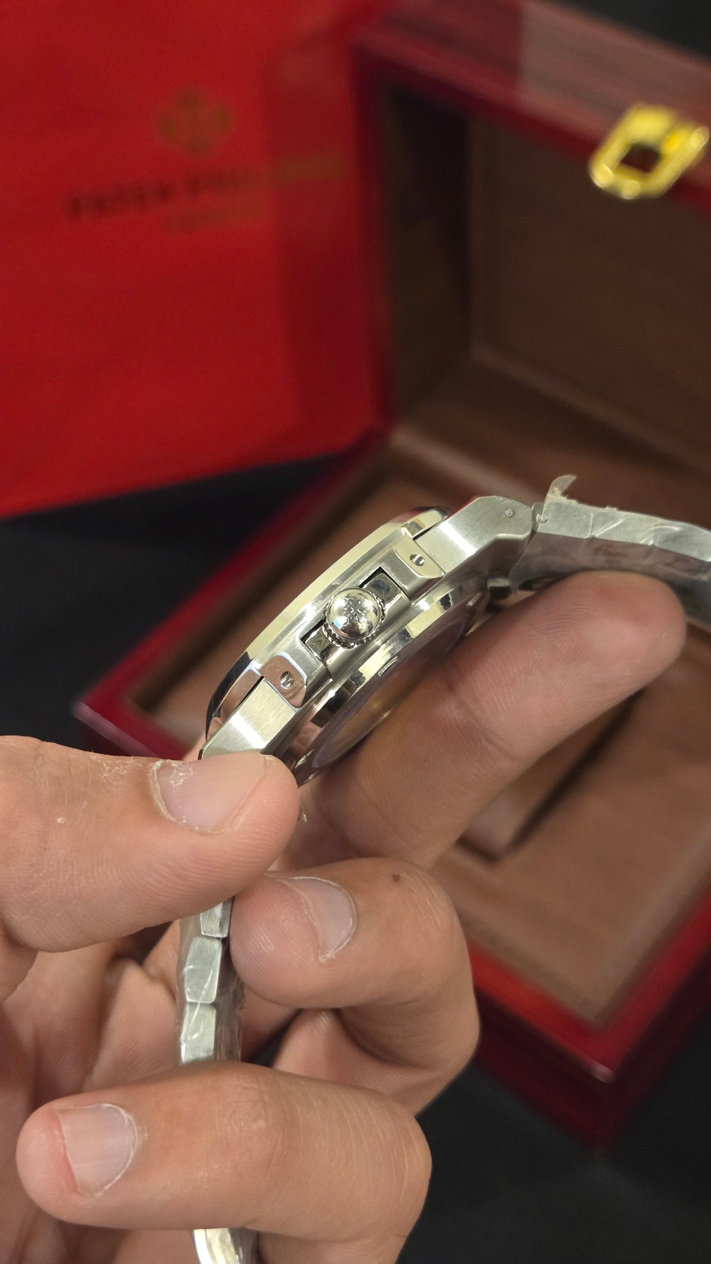 PATEK PHILIPPE -SIDE SECOND SW