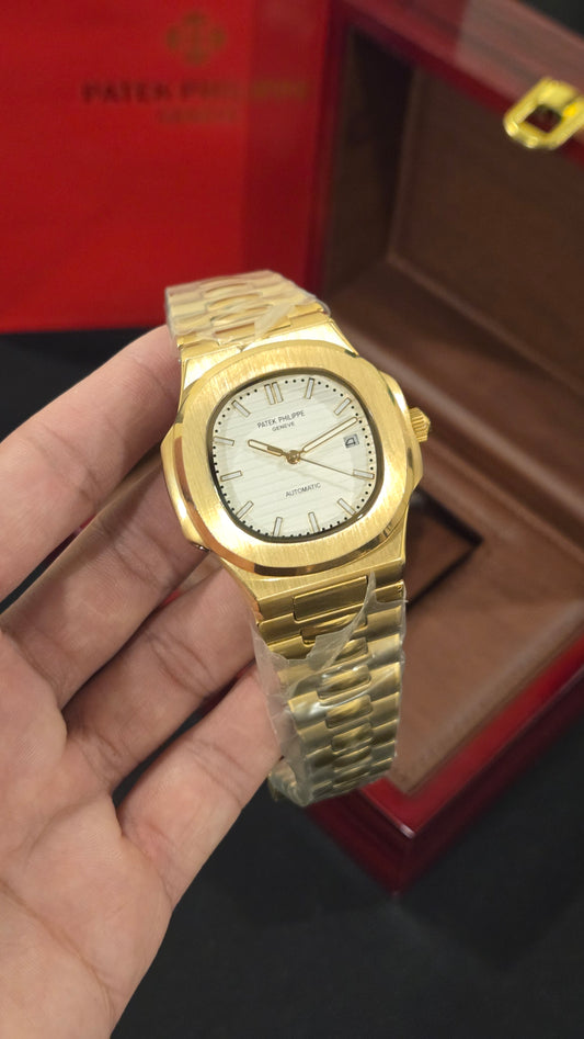 PATEK PHILIPPE - Nautilus GW