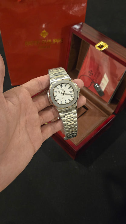 PATEK PHILIPPE - Nautilus SW