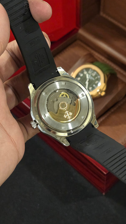 PATEK PHILIPPE -AQUANAUT BL