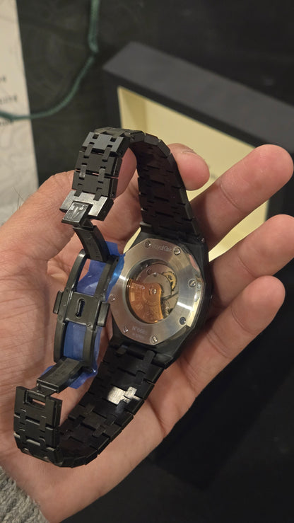 AUDEMARS PIGUET - ROYAL OAK BW