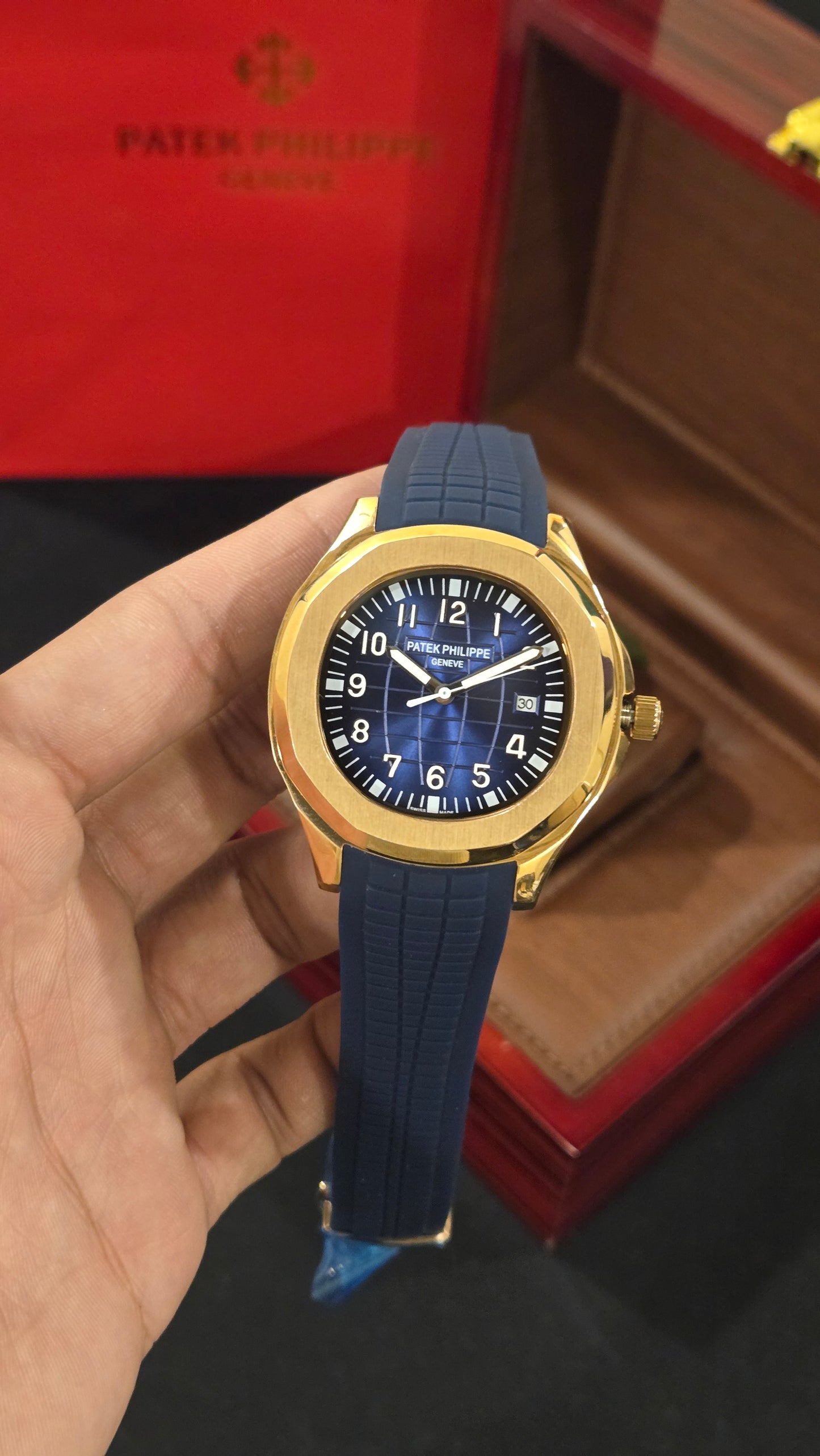 PATEK PHILIPPE -AQUANAUT BU