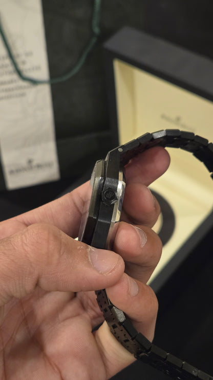 AUDEMARS PIGUET - ROYAL OAK BW