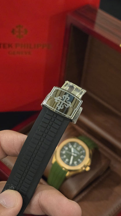 PATEK PHILIPPE -AQUANAUT DBL